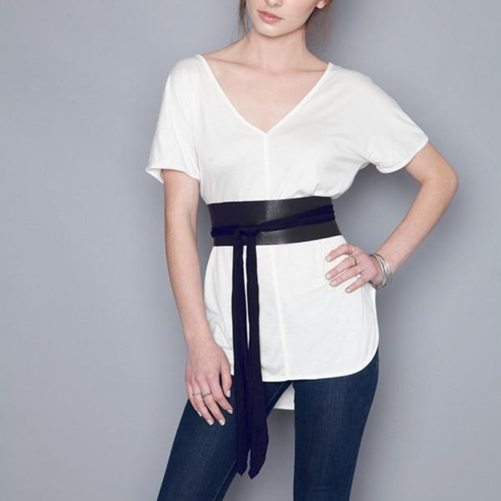 Wide Leather Belt in Black - One Size Fits All NEW